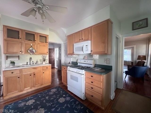 774 51st St - Photo 3 of 21