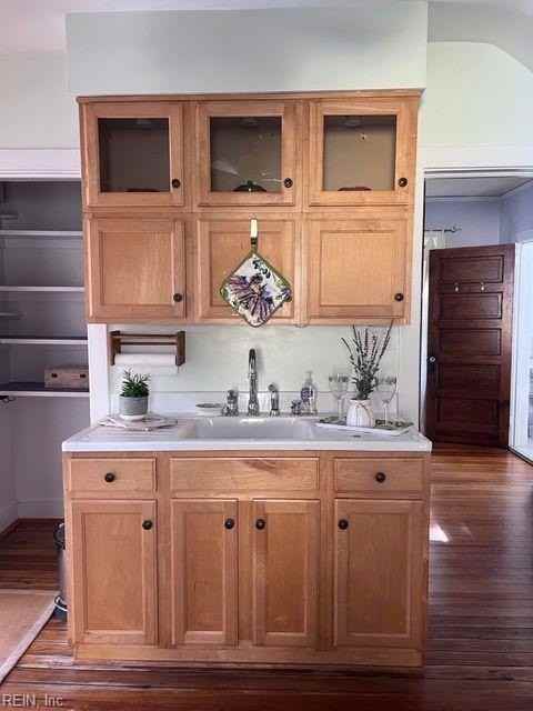 774 51st St - Photo 5 of 21