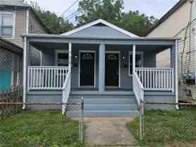 739 18th St #B - Photo 1 of 1