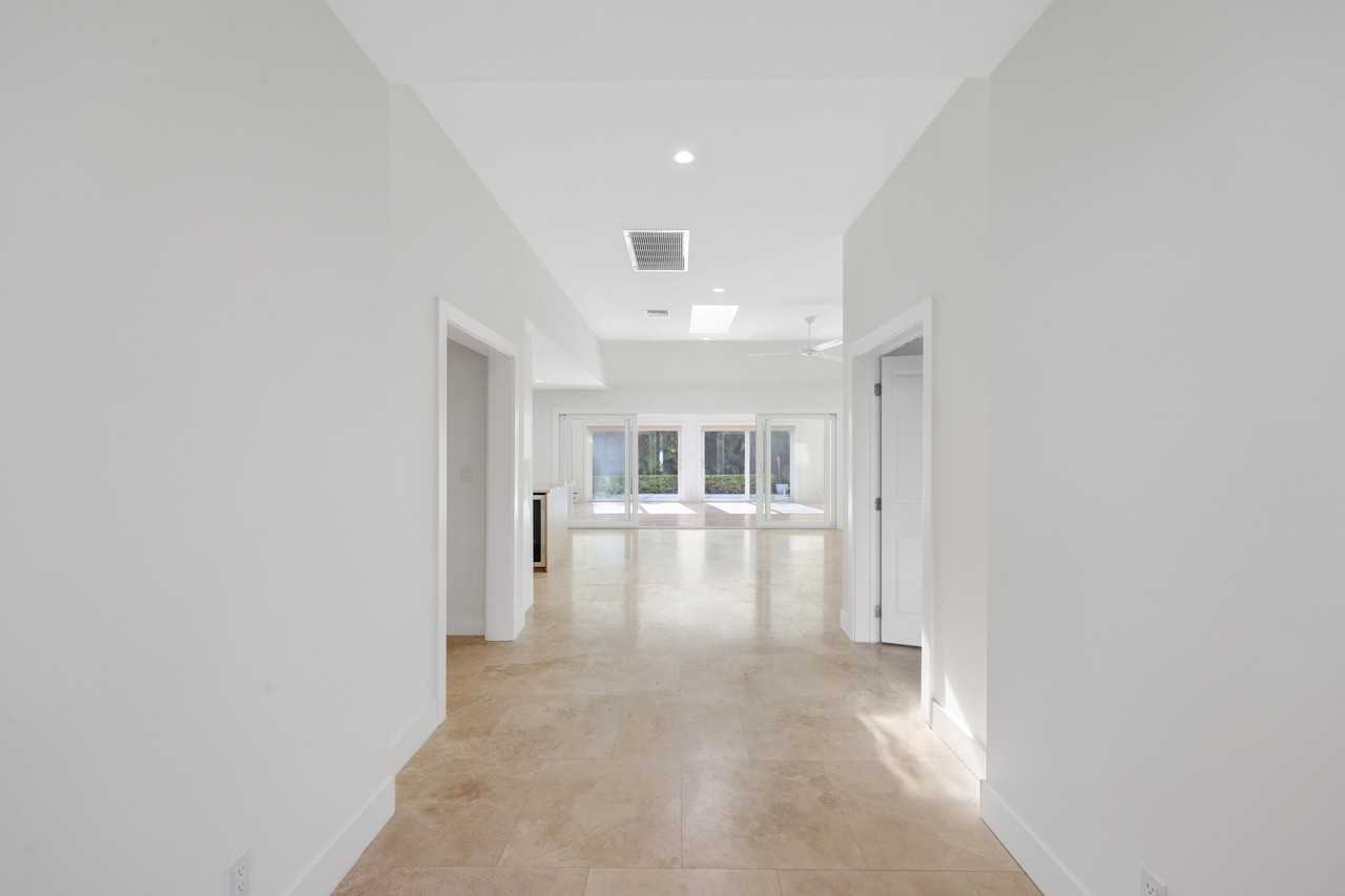 1386 S Atlantic Dr - Photo 7 of 50