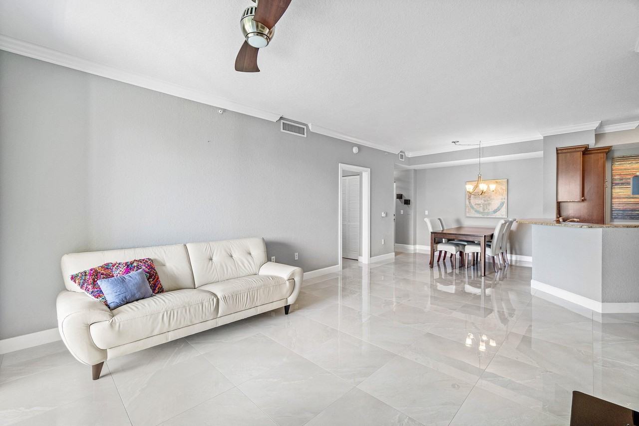 1411 Renaissance Way #411 - Photo 5 of 22