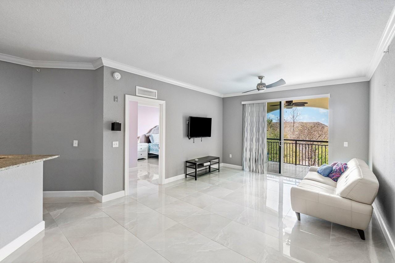 1411 Renaissance Way #411 - Photo 6 of 22