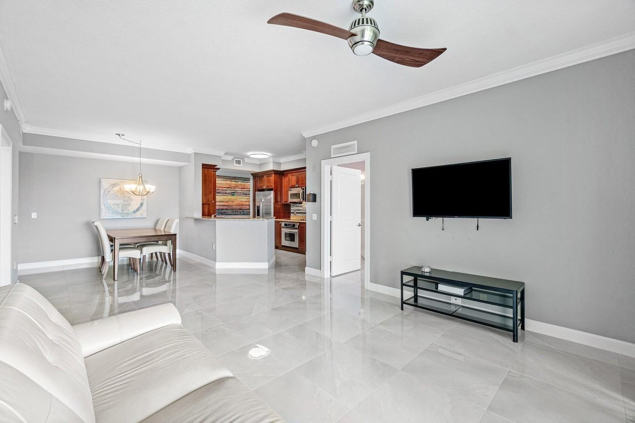 1411 Renaissance Way #411 - Photo 7 of 22