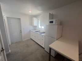 featured image of 1244 W 27th St #B