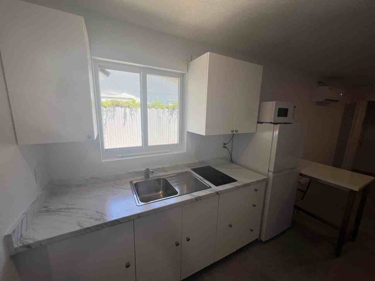 1244 W 27th St #B - Photo 2 of 6