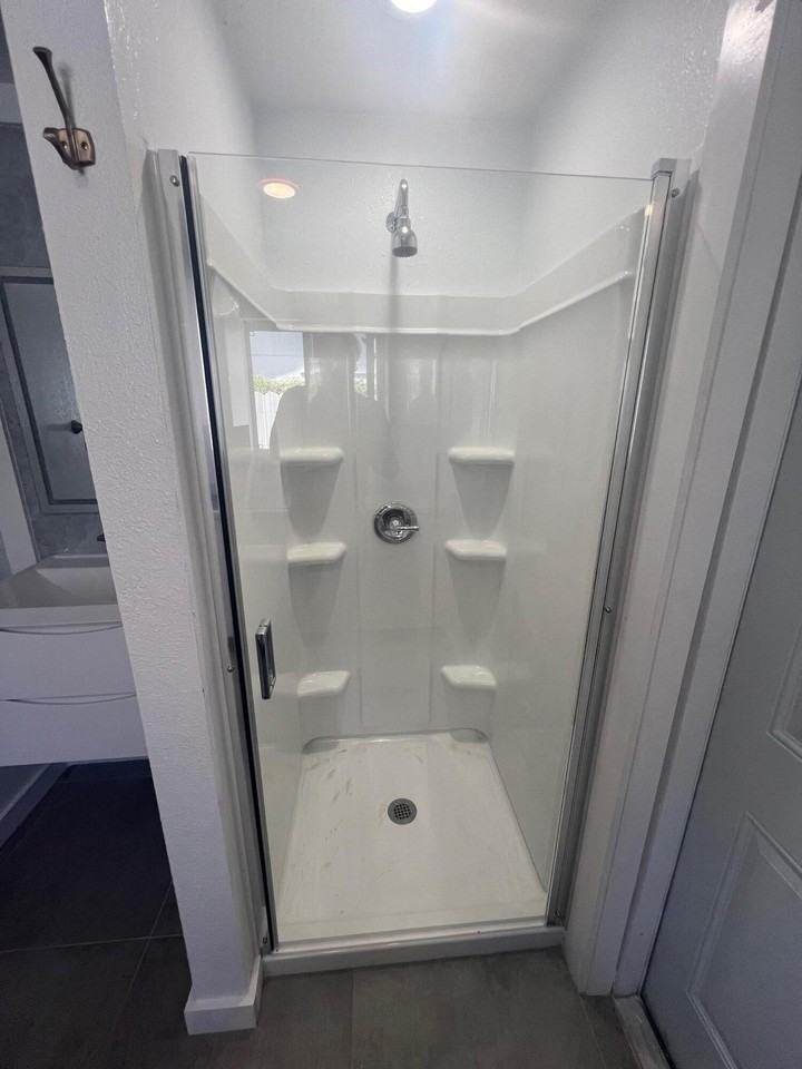 1244 W 27th St #B - Photo 5 of 6
