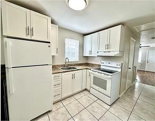 420 Douglass Ave - Photo 4 of 9
