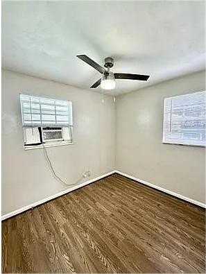 420 Douglass Ave - Photo 5 of 9