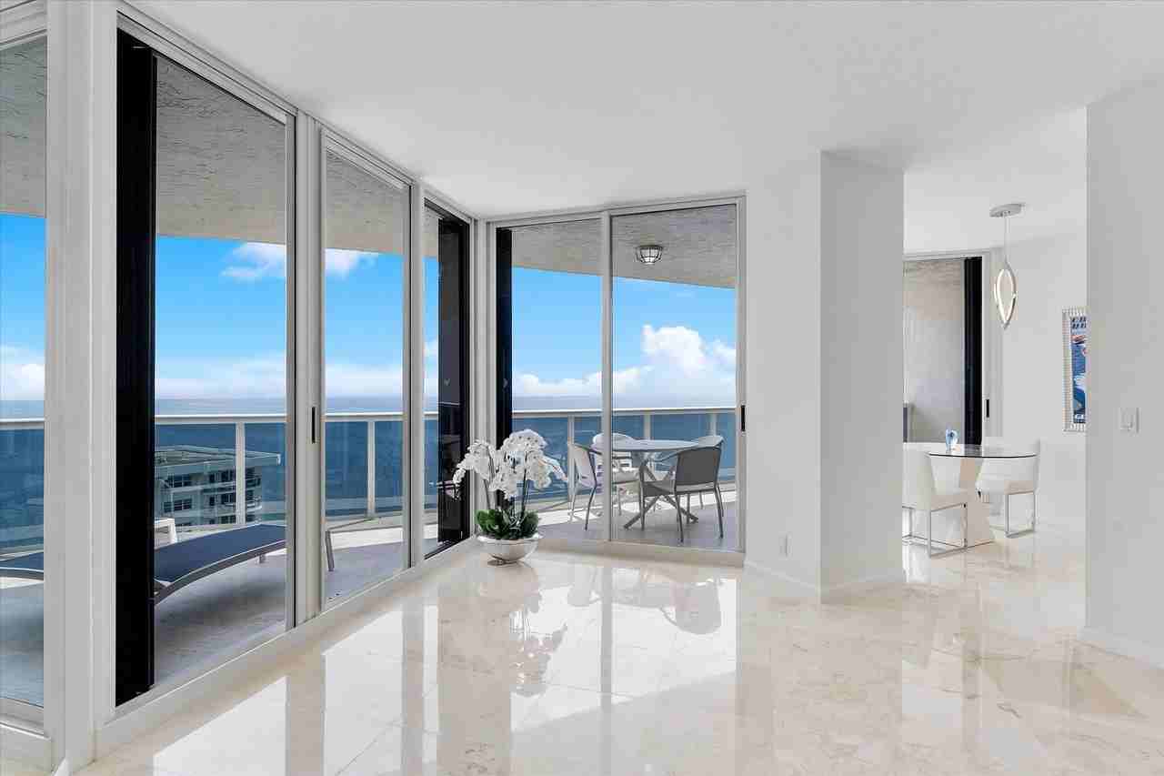 3200 N Ocean Blvd #2505 - Photo 7 of 43