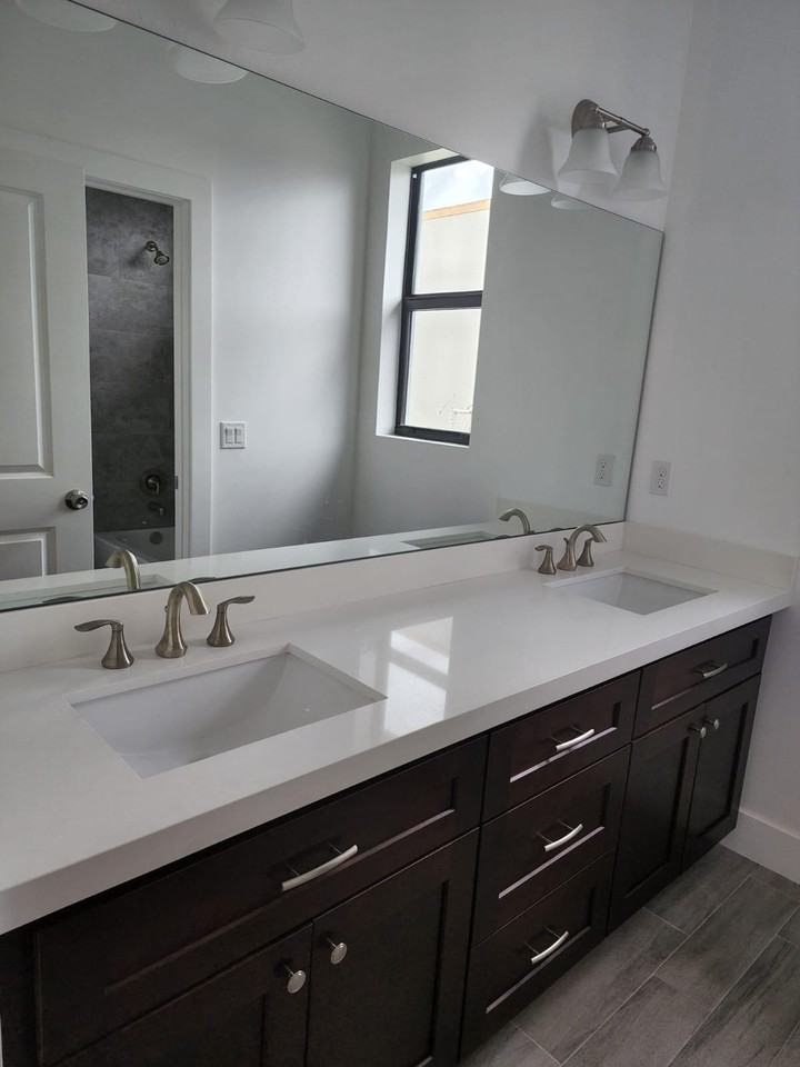 517 15th St - Photo 6 of 22