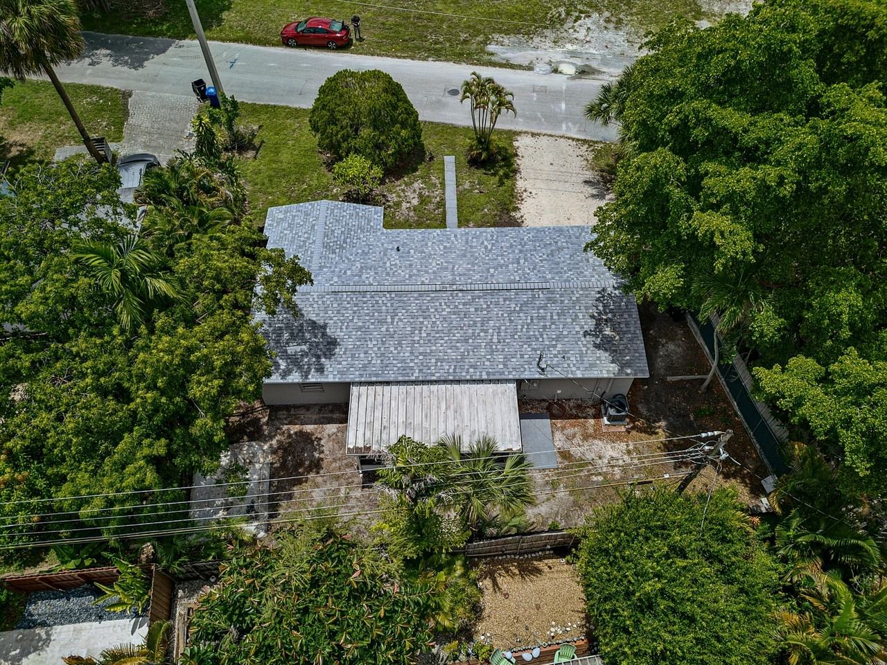317 Sw 19th St - Photo 6 of 49