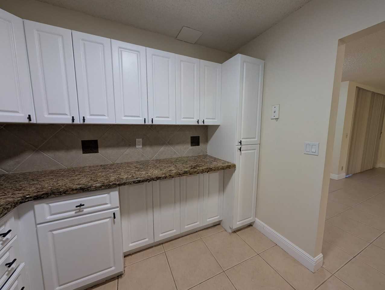 3830 Coral Tree Cir - Photo 5 of 25