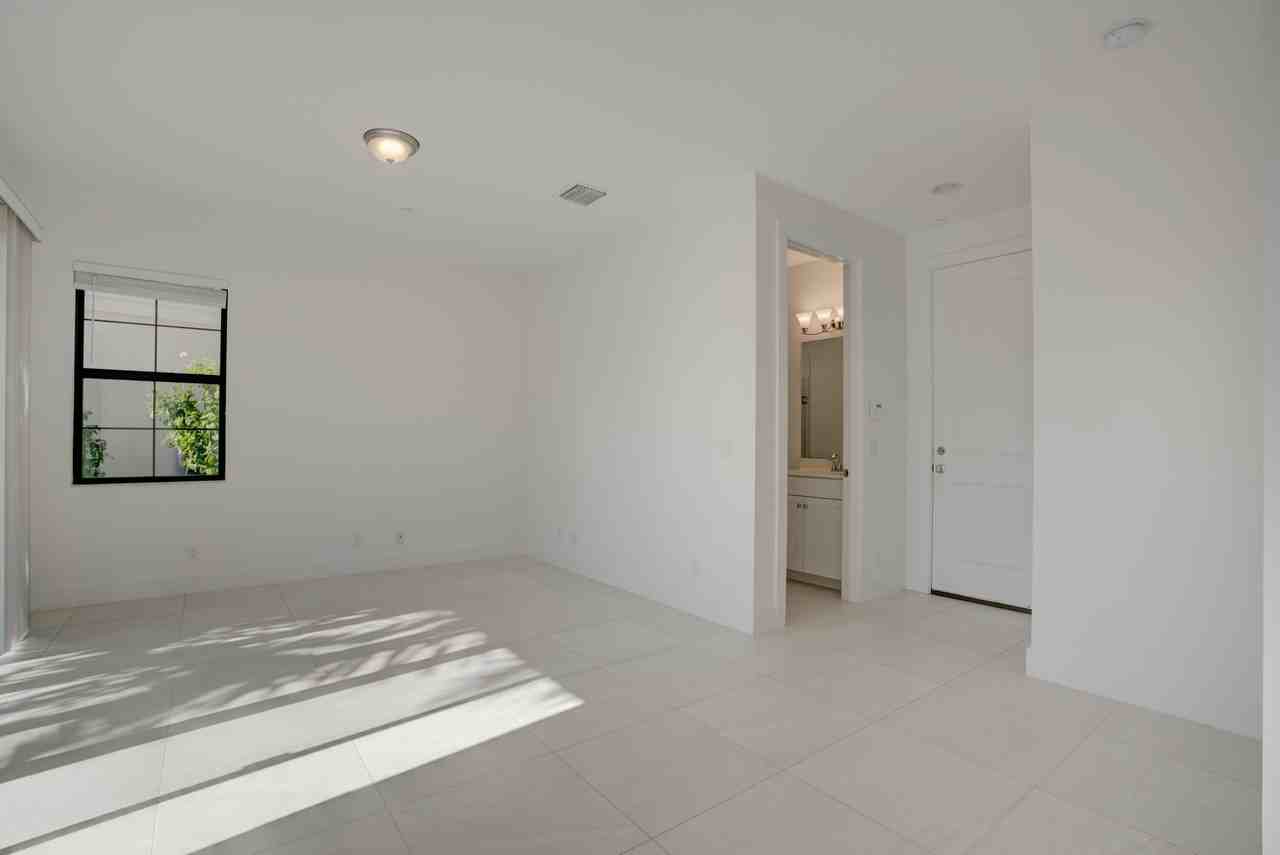 5113 Beckman Ter - Photo 5 of 40