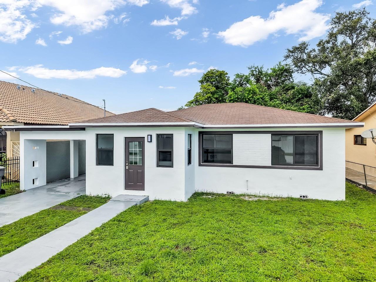5015 Sw 25th St - Photo 2 of 27