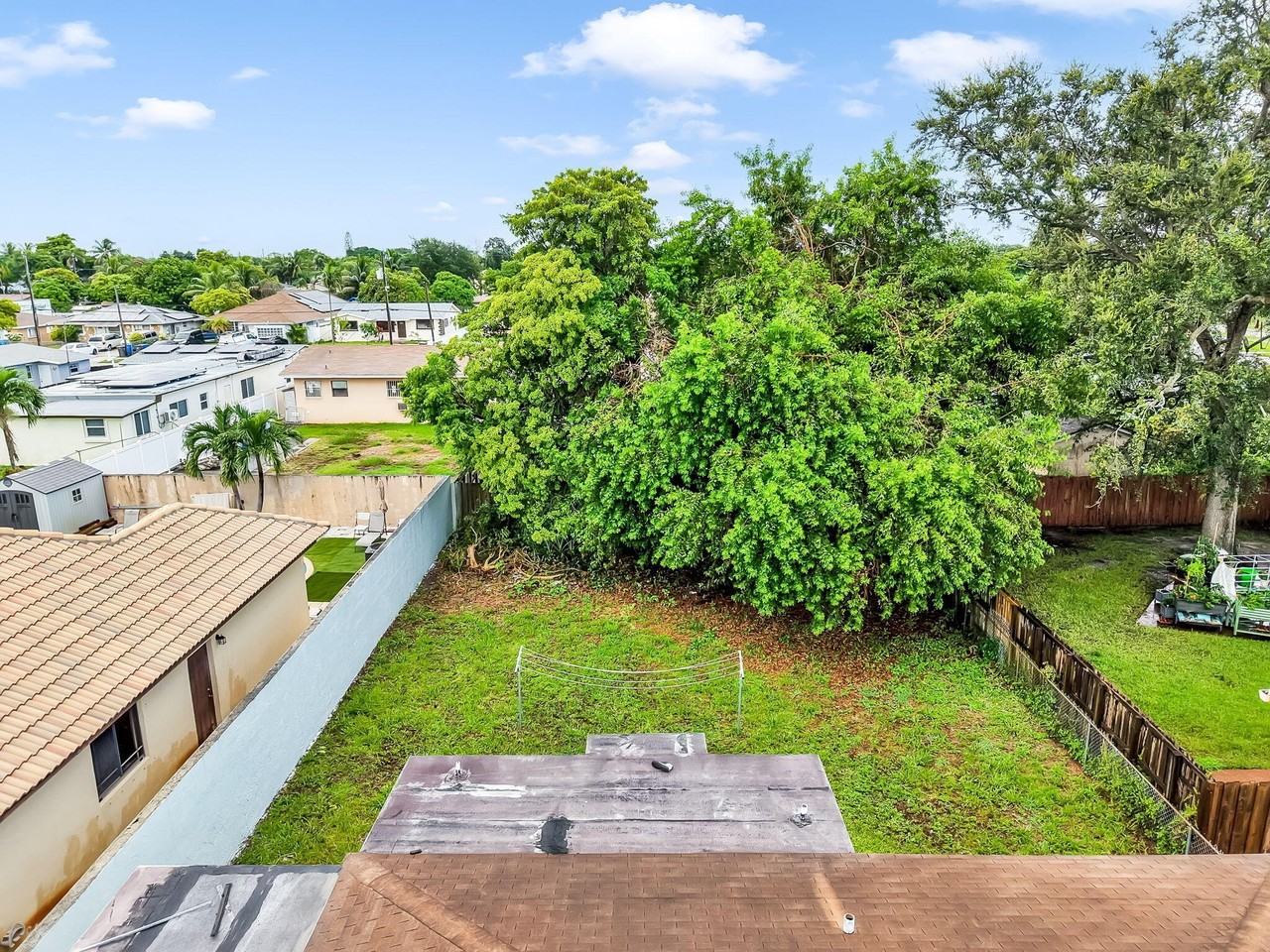 5015 Sw 25th St - Photo 5 of 27