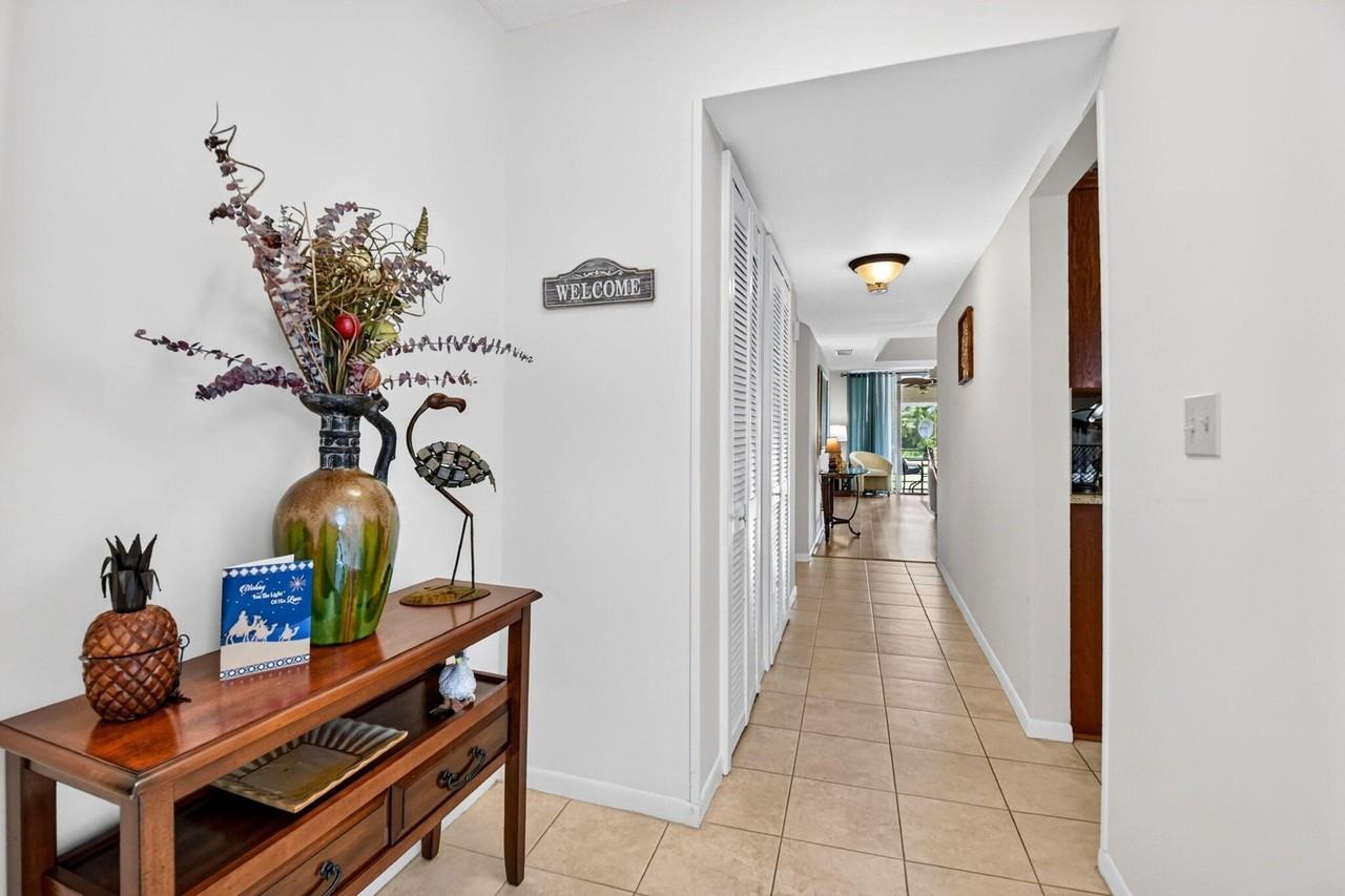 3425 Via Poinciana #201 - Photo 3 of 50