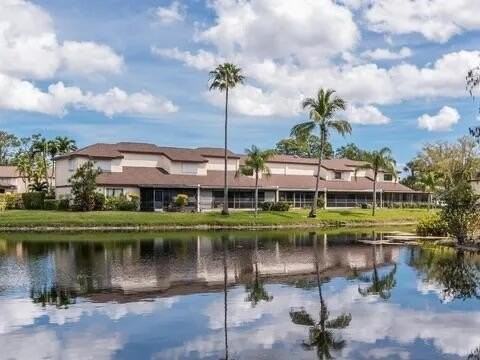 20851 Boca Ridge Dr N - Photo 4 of 36