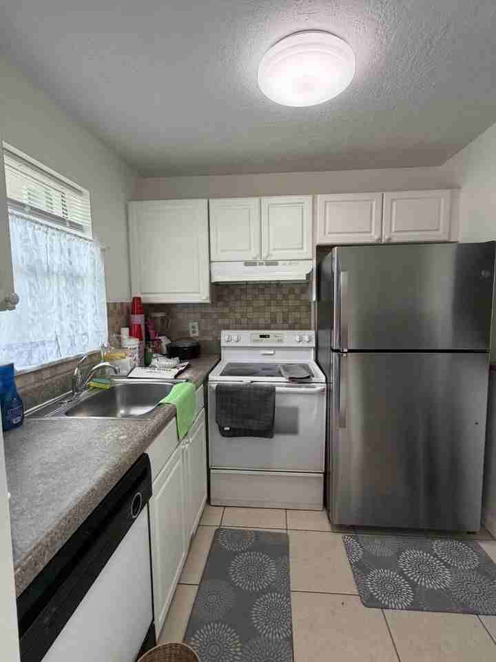 9915 Sandalfoot Blvd #410 - Photo 4 of 20