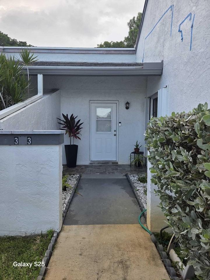 3703 Hertford Ct