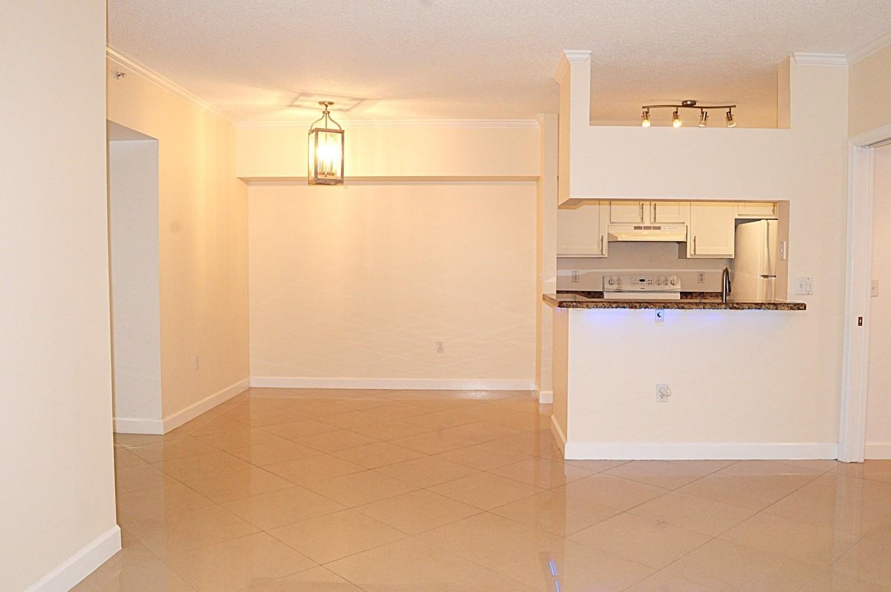 11685 W Atlantic Blvd #923 - Photo 7 of 37