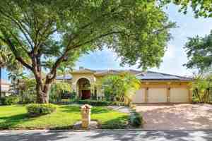 featured image of 1845 Eagle Trace Blvd