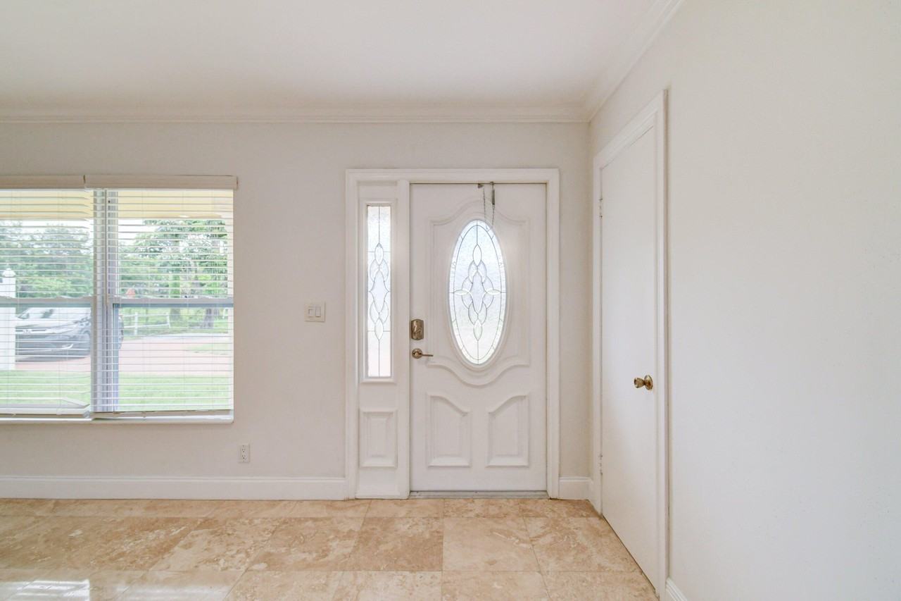 15021 Jackson Rd - Photo 5 of 35