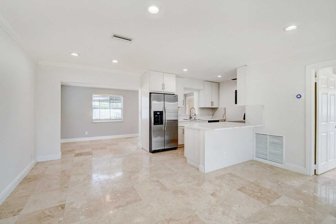 15021 Jackson Rd - Photo 6 of 35