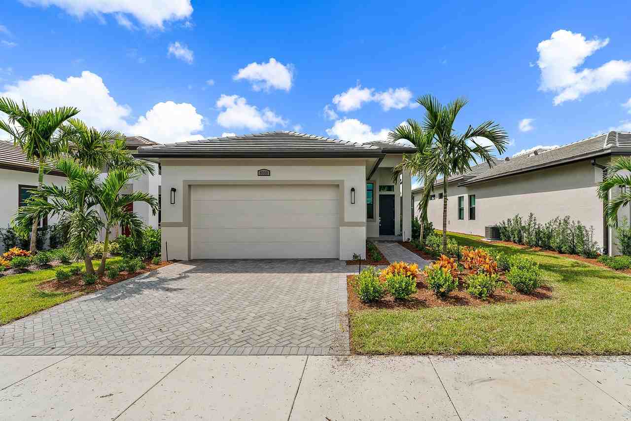 9333 Sw Pepoli Way - Photo 3 of 50