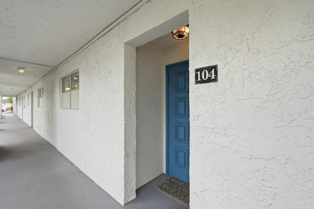 6100 Nw 44th St #104 - Photo 2 of 35