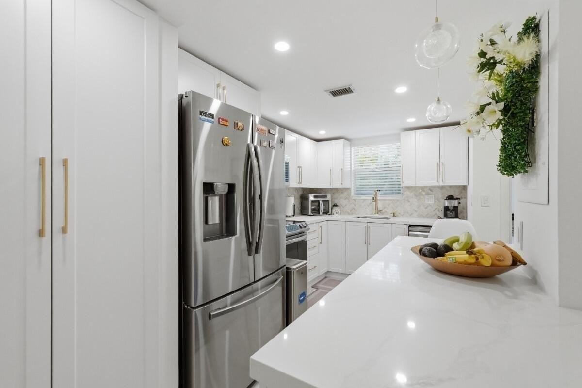 6100 Nw 44th St #104 - Photo 6 of 35