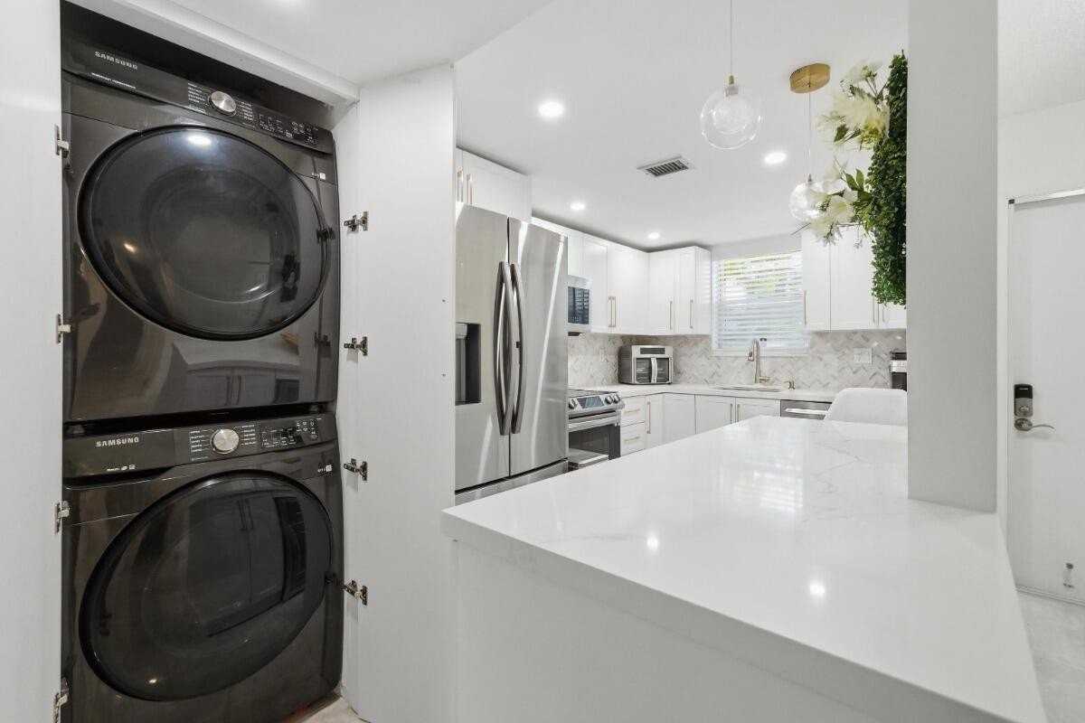 6100 Nw 44th St #104 - Photo 7 of 35