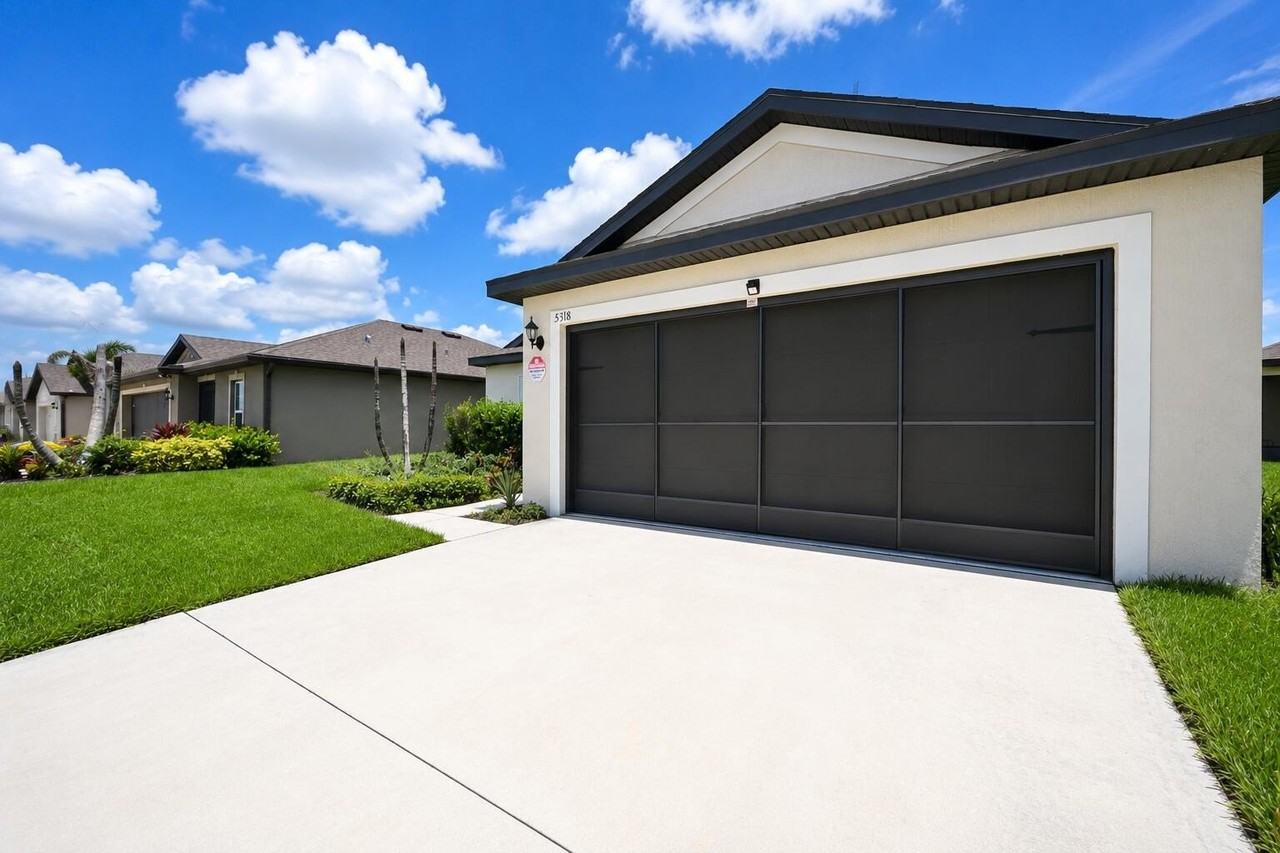 5318 Imagination Dr - Photo 2 of 32