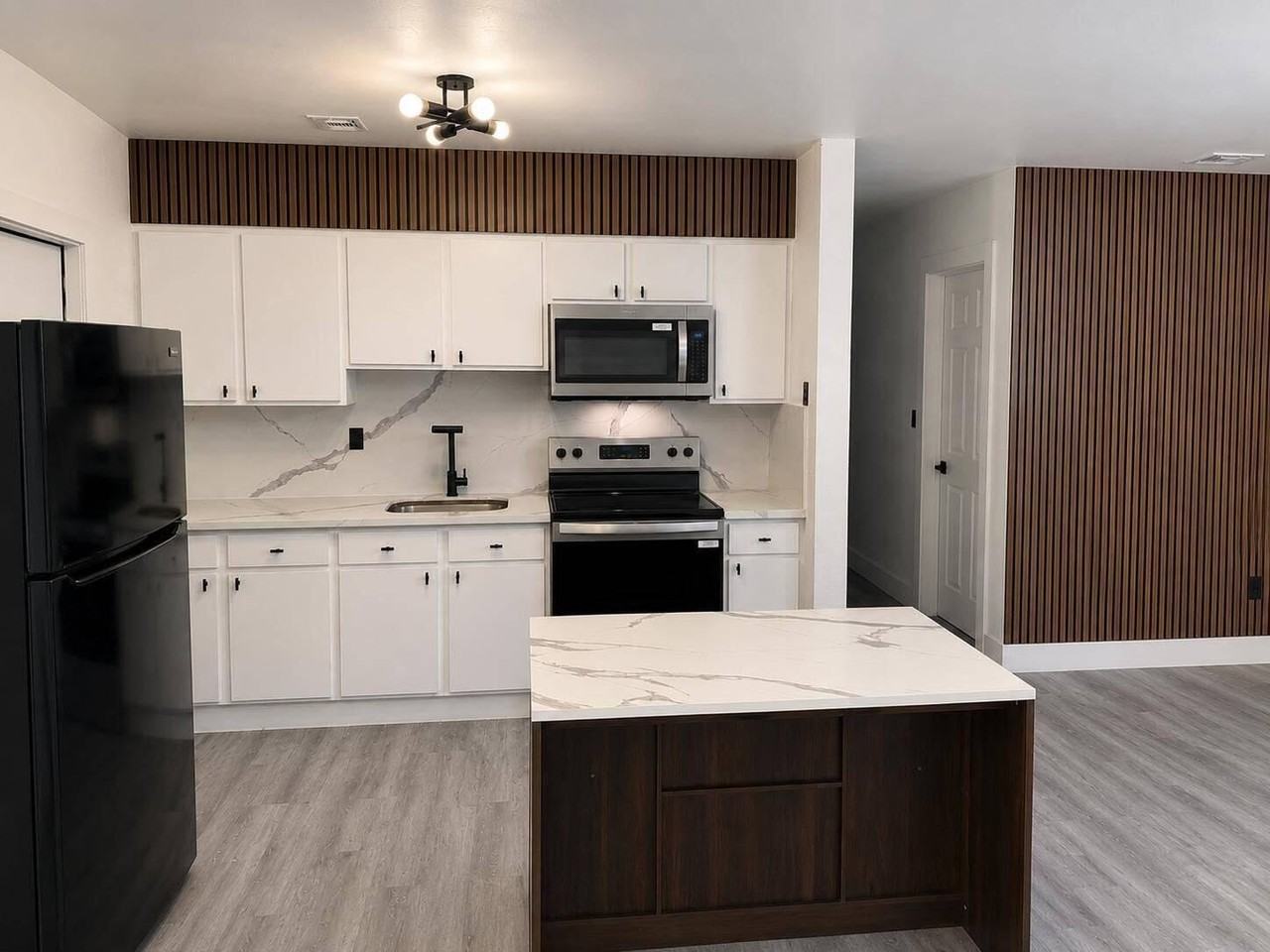 2126 Nw 47th Ter - Photo 3 of 14