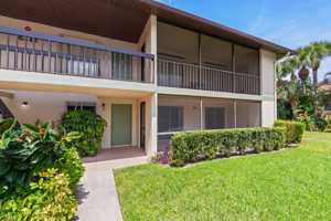 featured image of 6446 Chasewood Dr #B