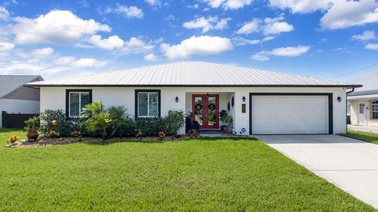 314 Ne Surfside Ave - Photo 3 of 47