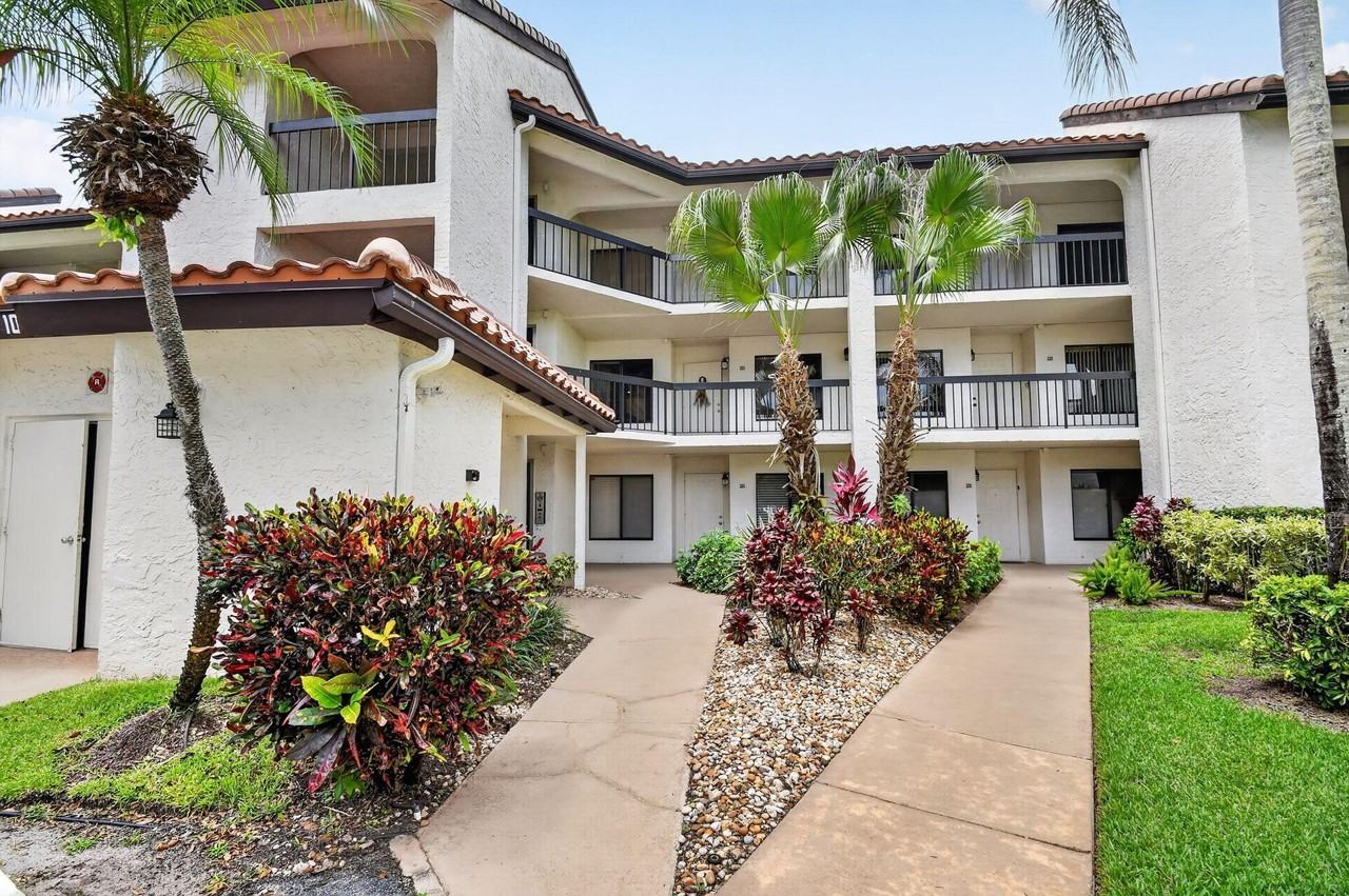 10173 Mangrove Dr #204 - Photo 4 of 50