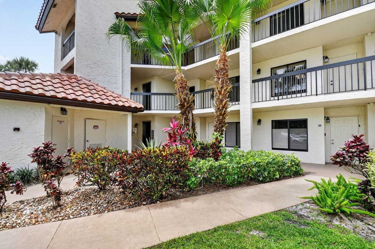 10173 Mangrove Dr #204 - Photo 5 of 50