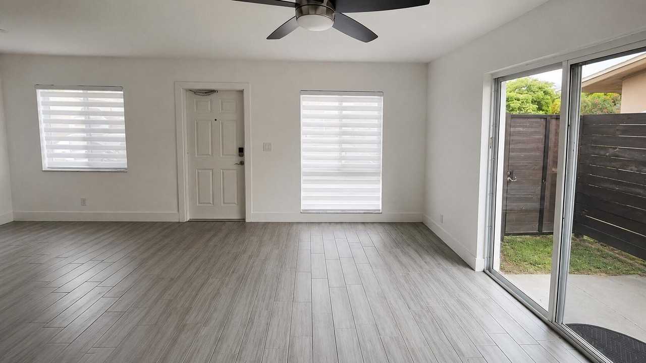 134 Nw 57th St - Photo 2 of 16