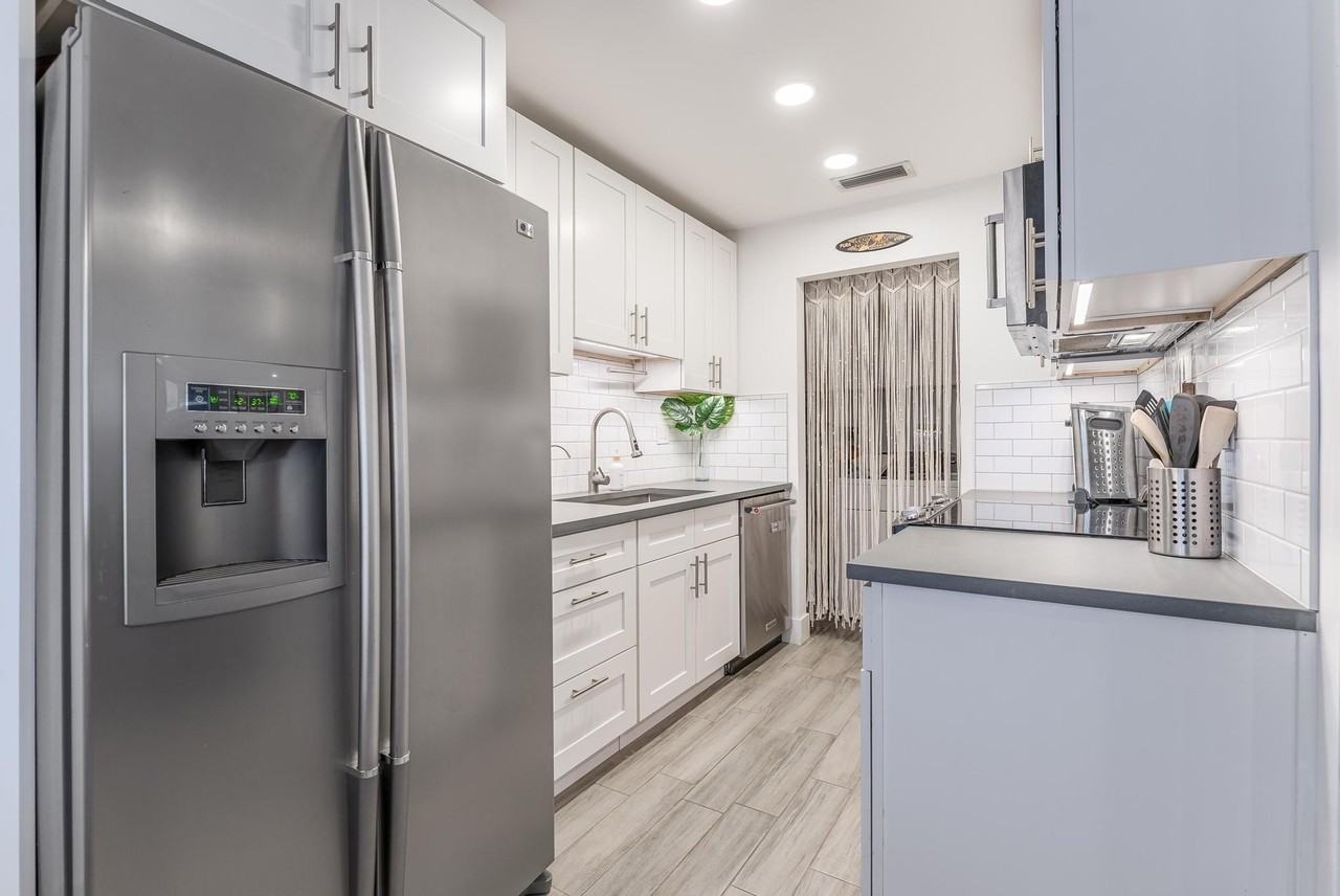 134 Nw 57th St - Photo 6 of 16