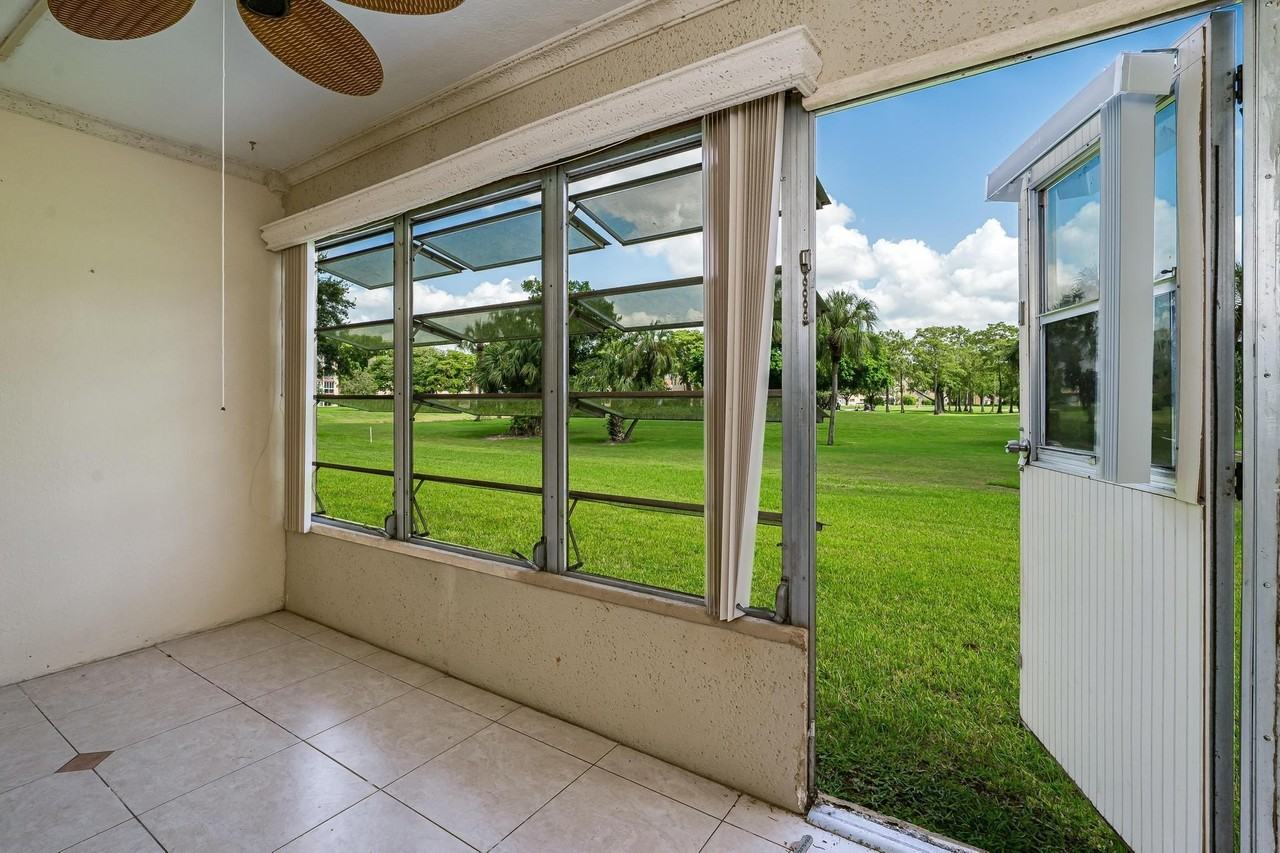 1010 Country Club Dr #108 - Photo 4 of 19