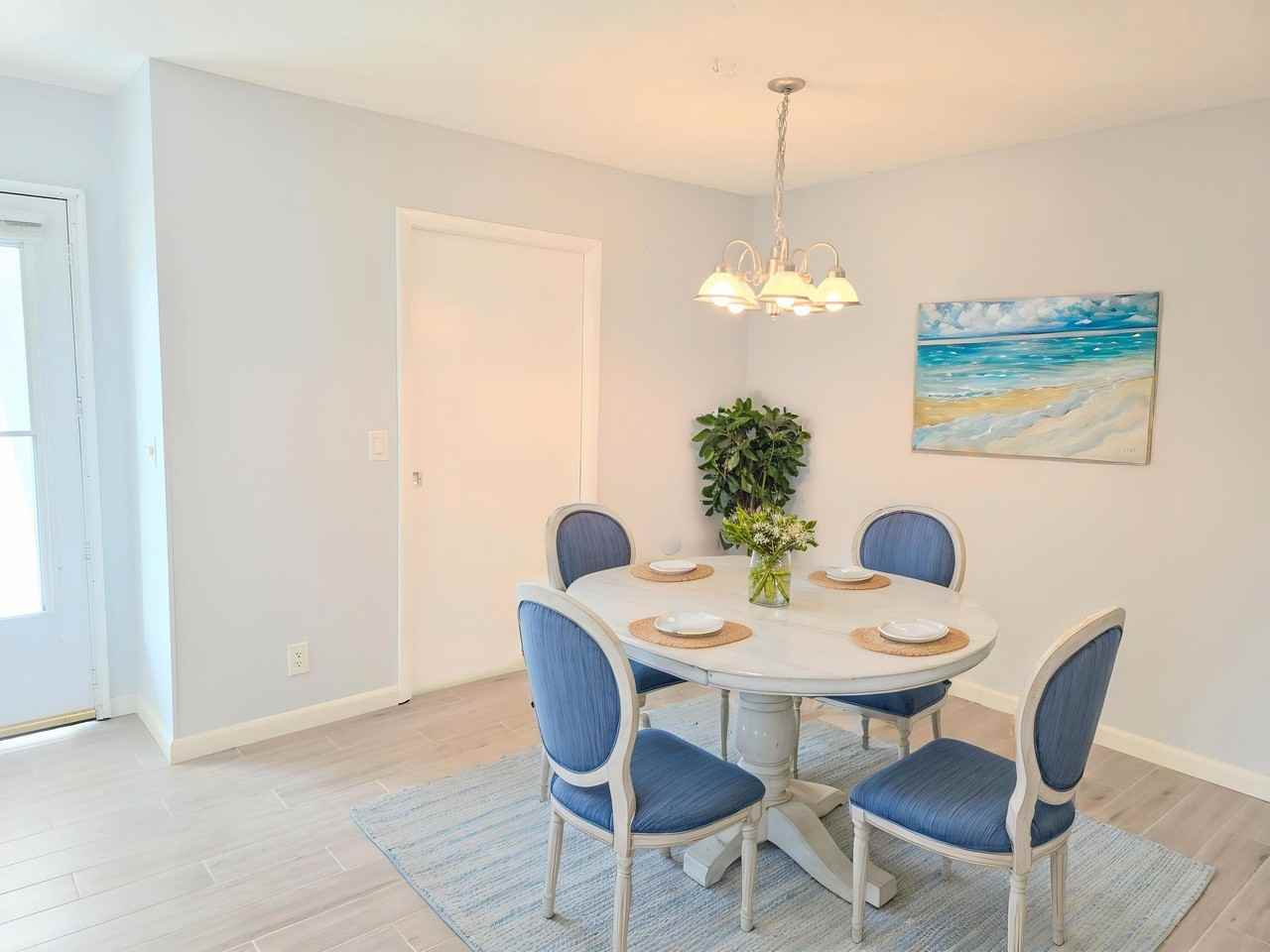 2737 Emory Dr E #D - Photo 4 of 17