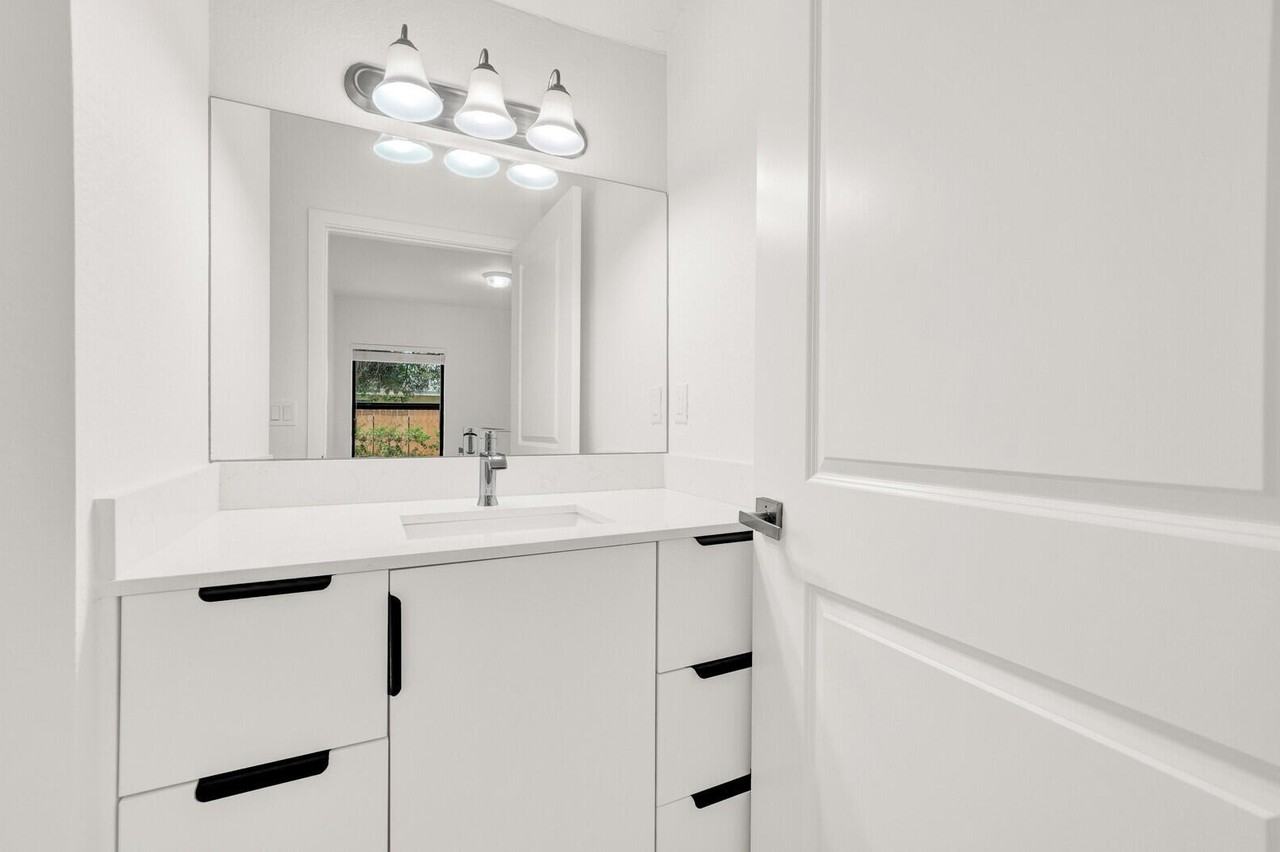 407 Bella Sol Way - Photo 6 of 33