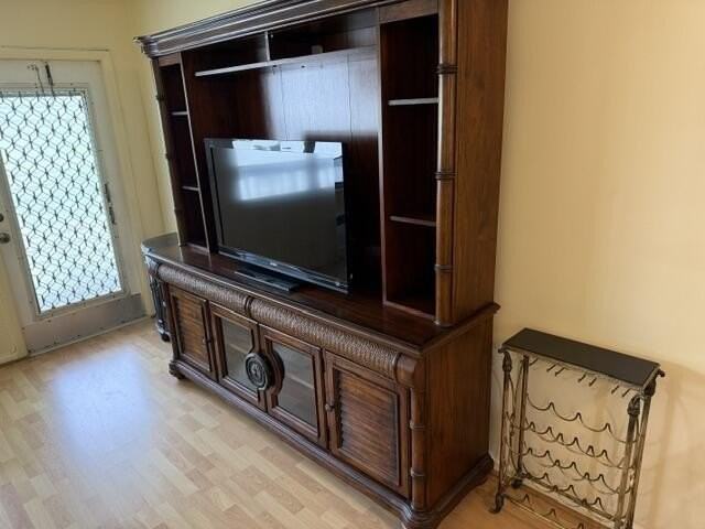 58 Tilford C - Photo 5 of 17