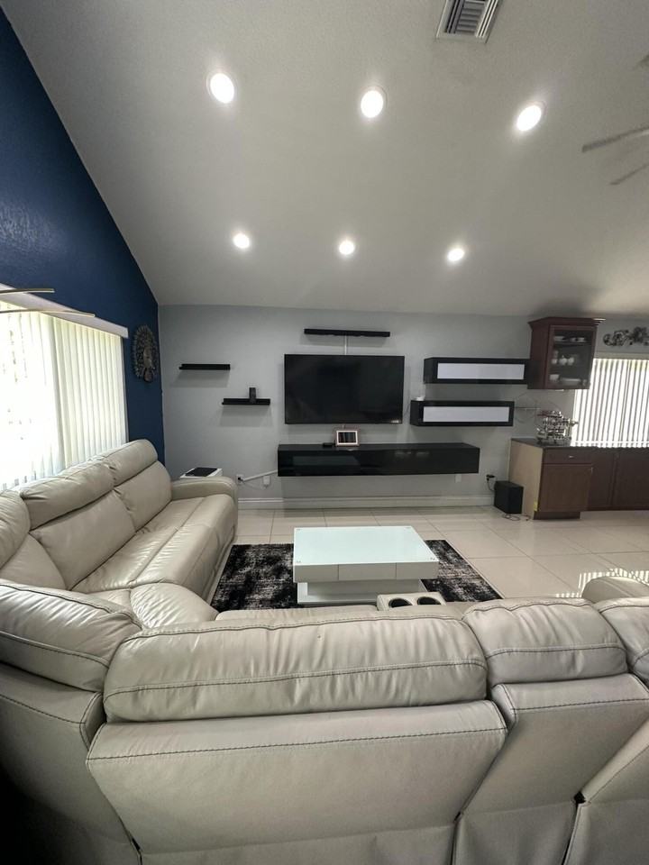 8 Elton Pl - Photo 2 of 27