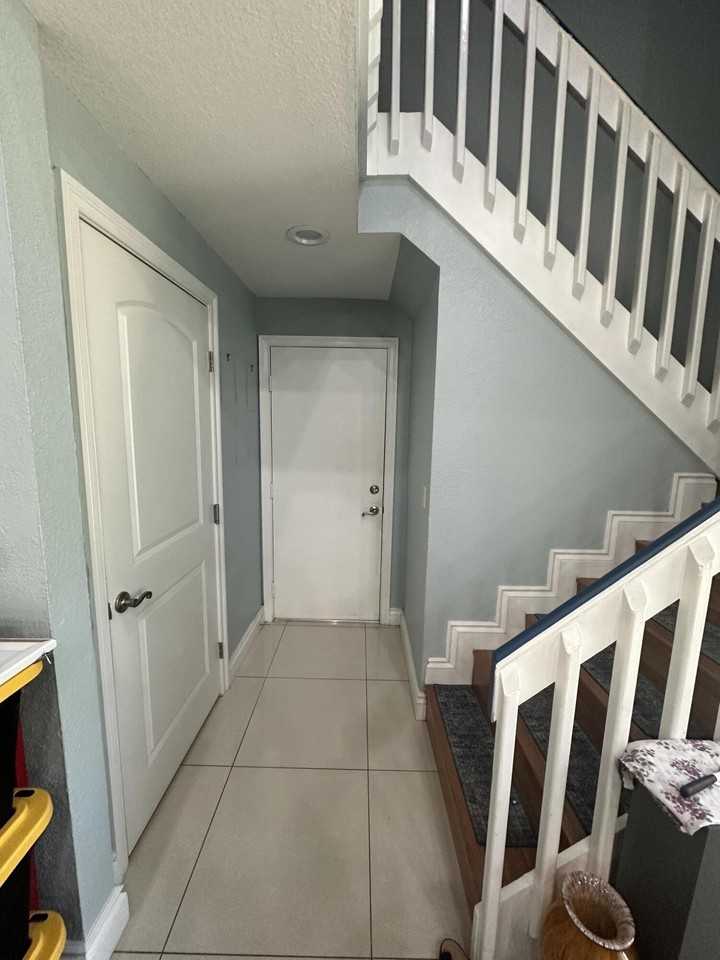 8 Elton Pl - Photo 4 of 27