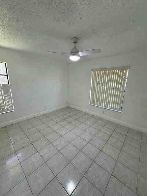 4355 Royal Banyan Way #20 - Photo 5 of 11