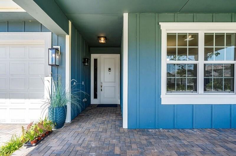 19552 Broad Shore Walk - Photo 3 of 50