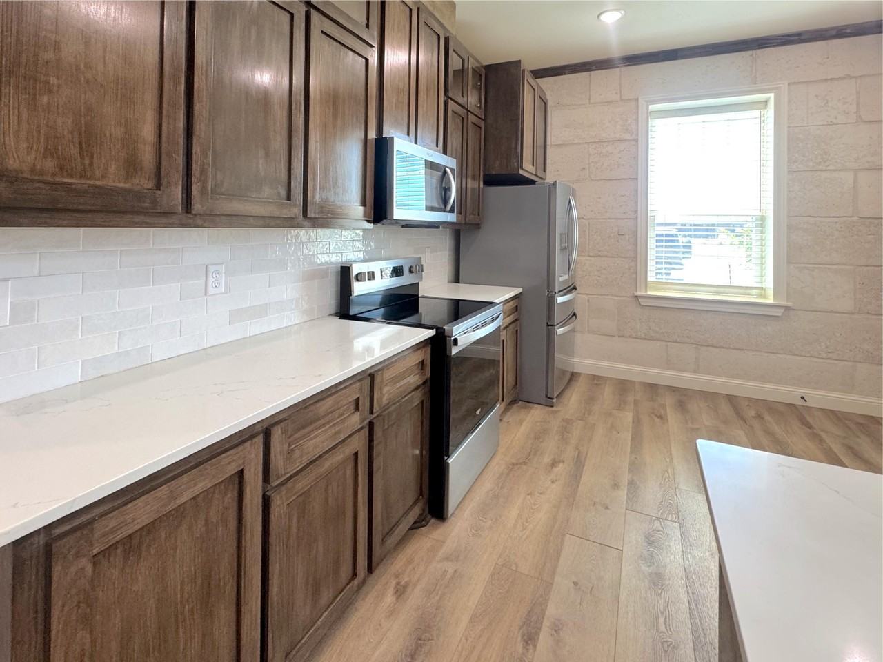3007 Spirit Ln - Photo 4 of 25
