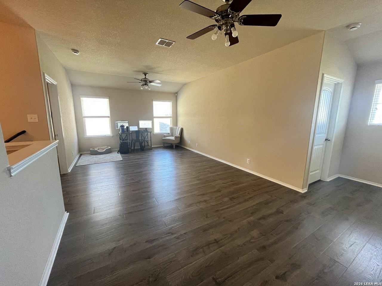 8919 Bowen Br - Photo 6 of 13