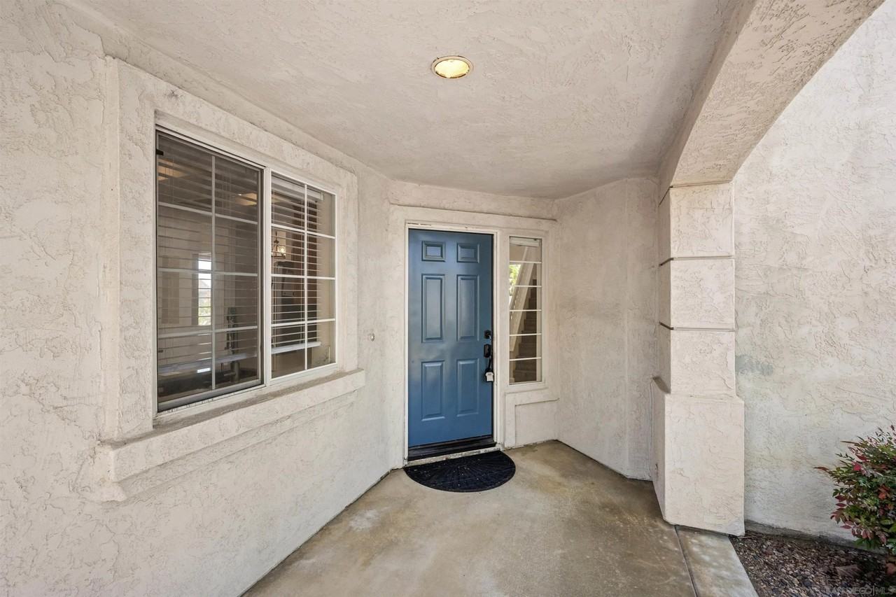 724 Cardona Ave - Photo 3 of 27